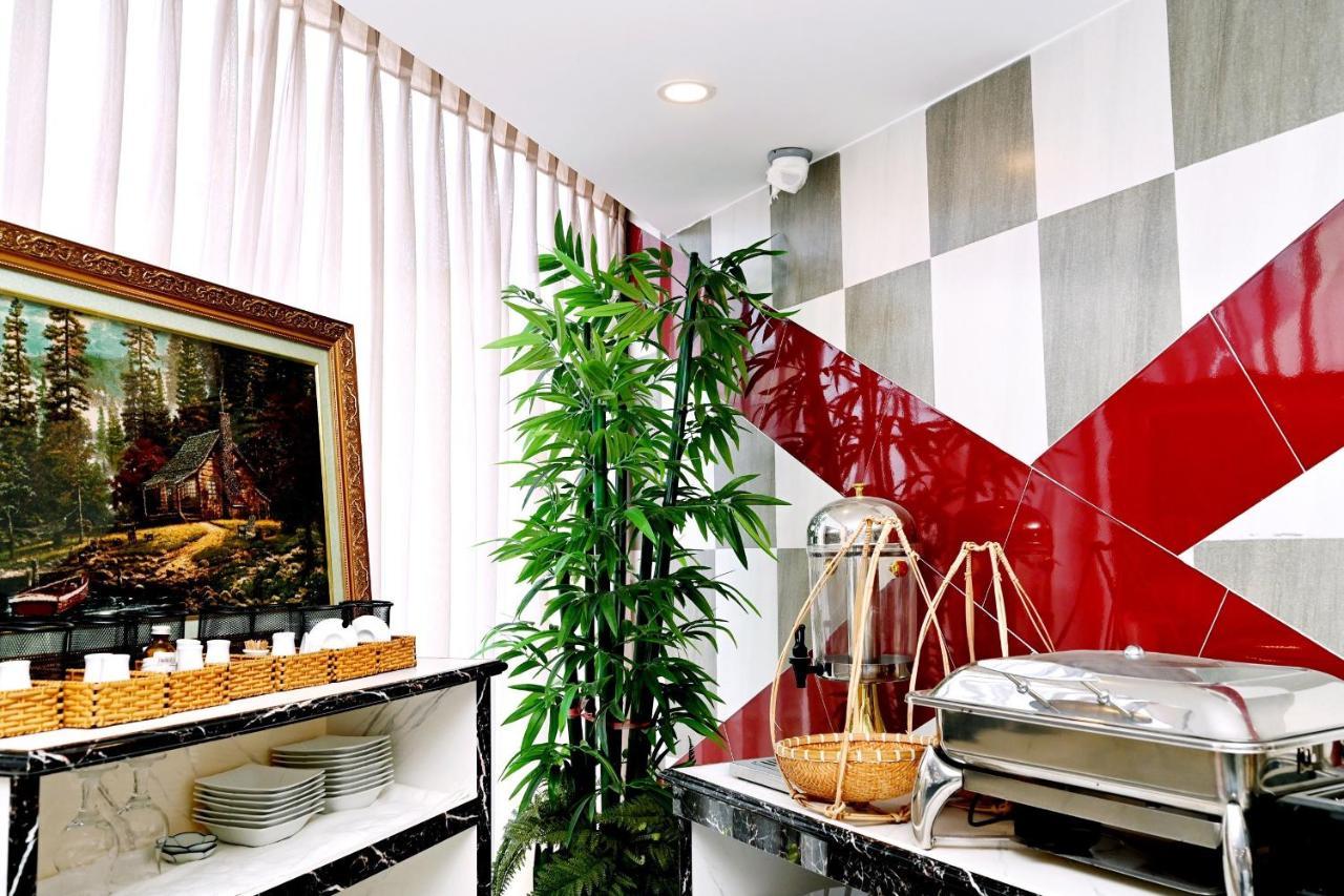 Ten Dollars Hotel На Транг Екстериор снимка